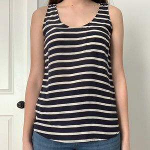 Loose sleeveless striped top